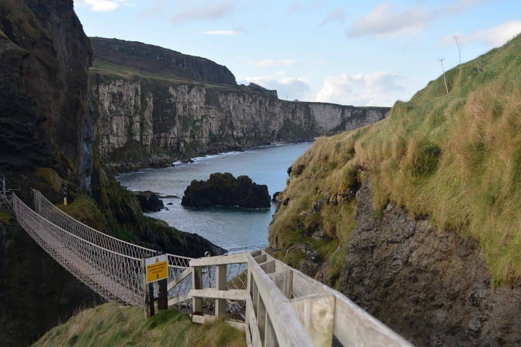 carrick-a-rede, northern ireland, nature